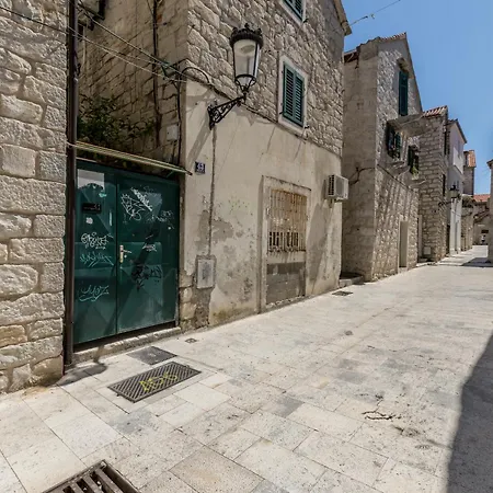 Casa Di Pietra Lejlighed